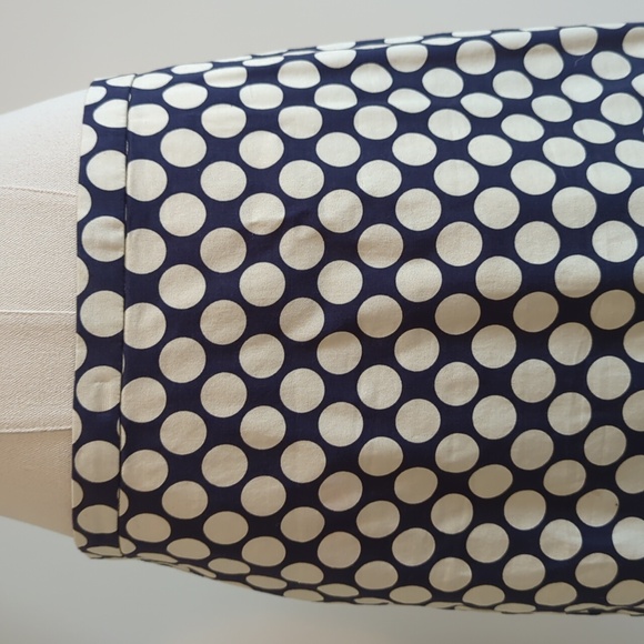 JCrew size 4 navy with ivory polka dots pencil skirt - Picture 1 of 7